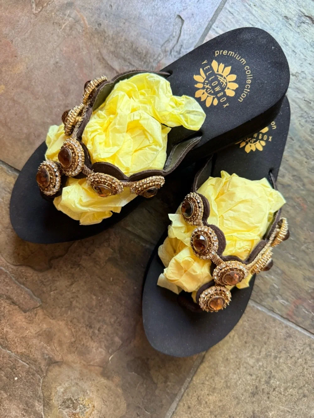 YellowBox Embellished Brown Beaded Sandals - Yellow Accents NWOT Sz. 7 - Picture 2 of 3